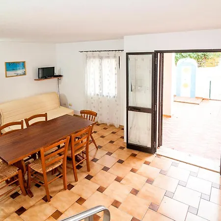 Apartman Lolivastro Three-room Porto Ottiolu
