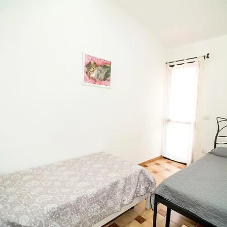 Lolivastro Three-room