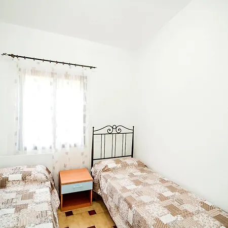 Apartman Lolivastro Three-room