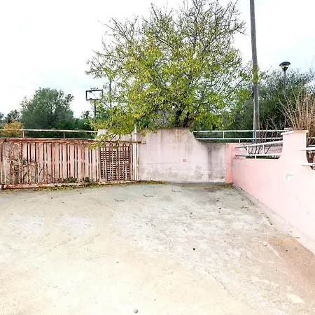 Lolivastro Three-room Apartman *
